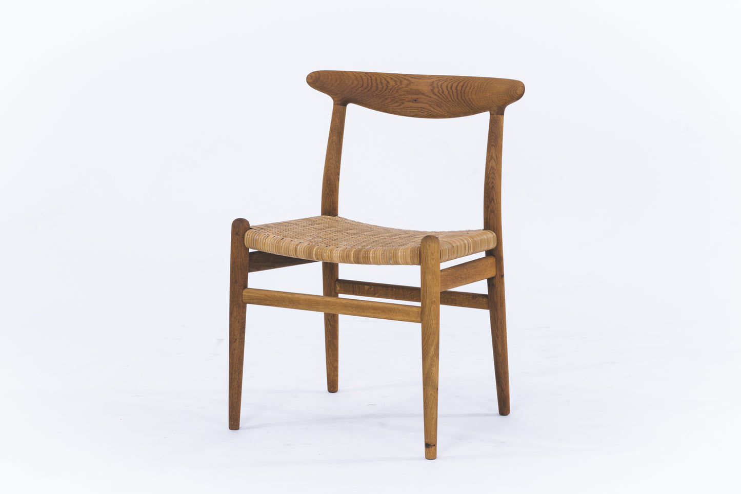 Hans J Wegner | W2 dining chair