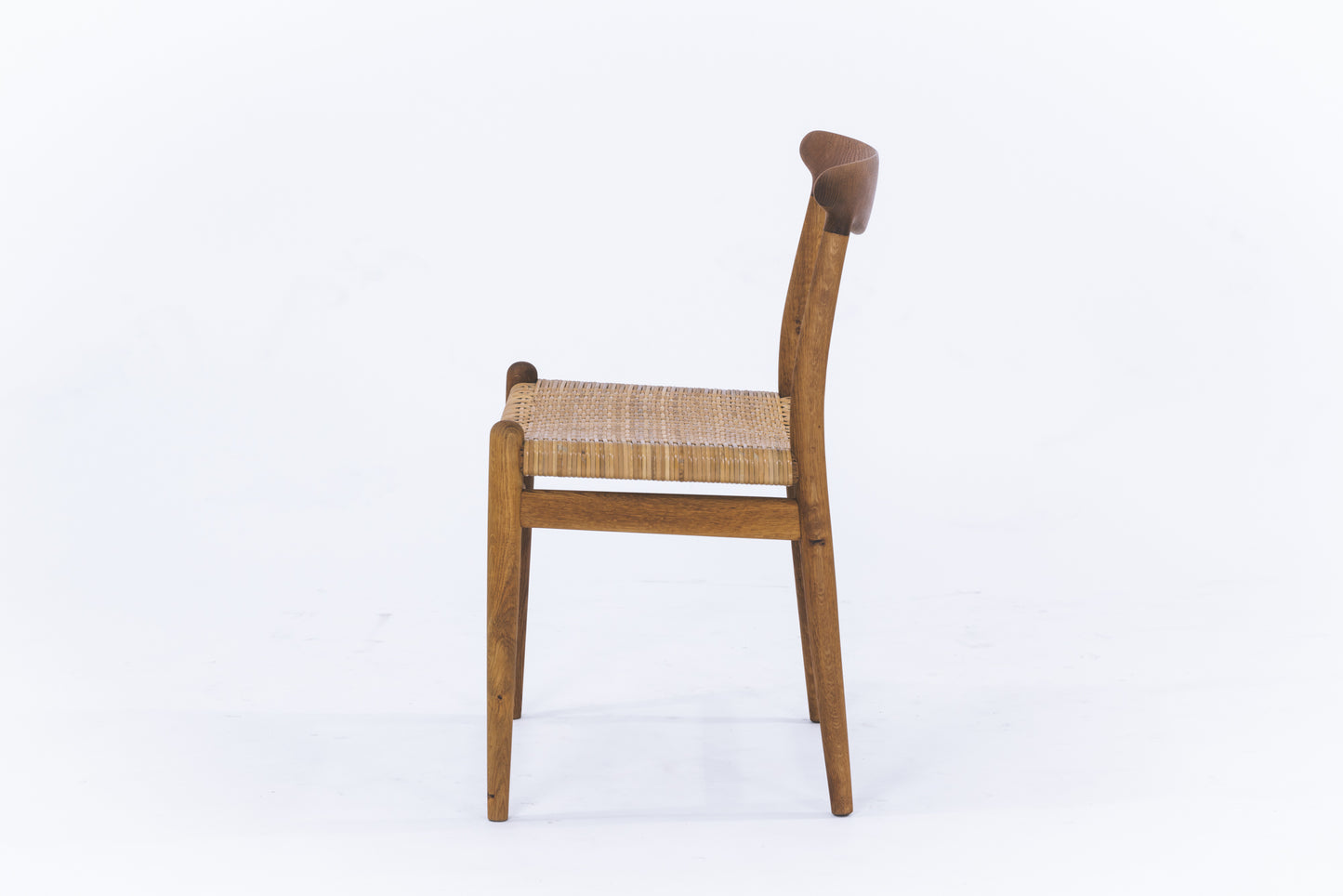 Hans J Wegner | W2 dining chair