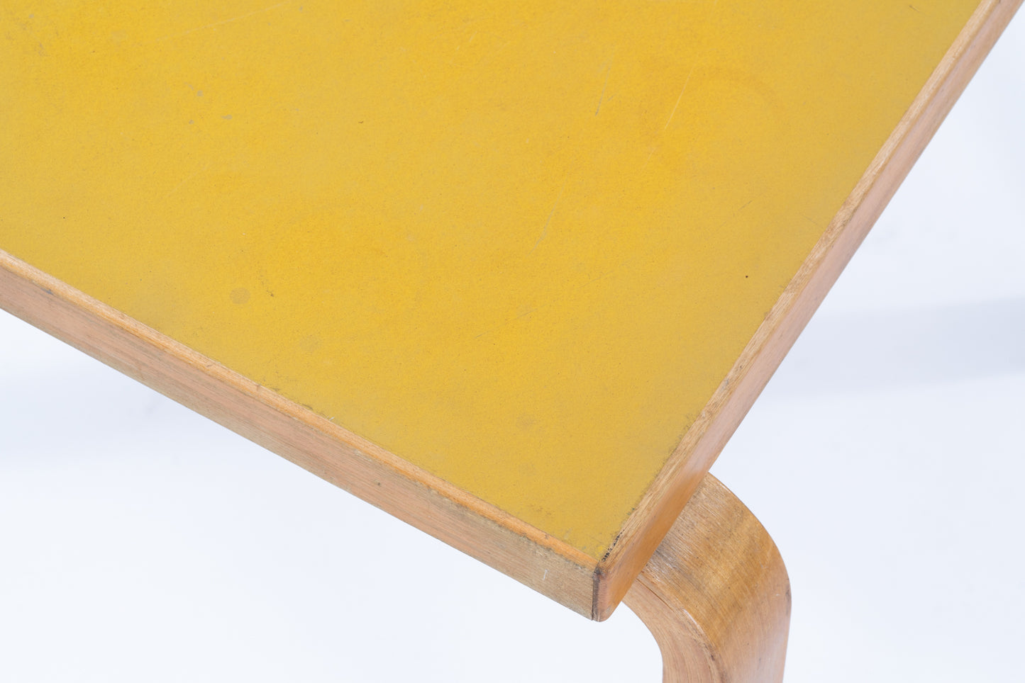 Alvar Aalto | Table yellow linoleum
