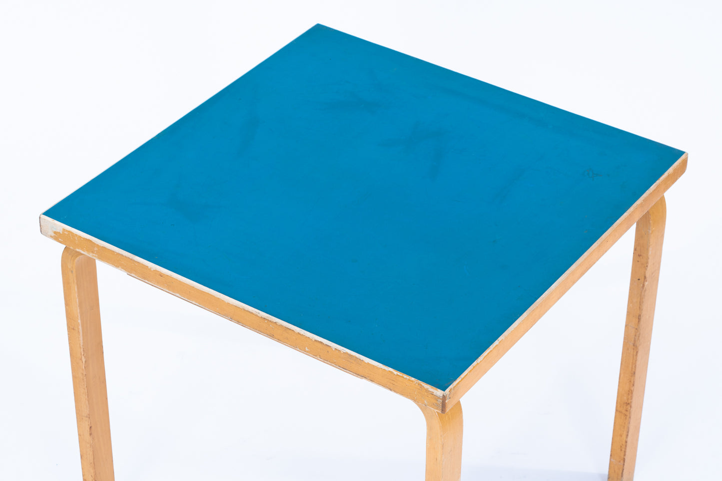 Alvar Aalto | Table blue linoleum