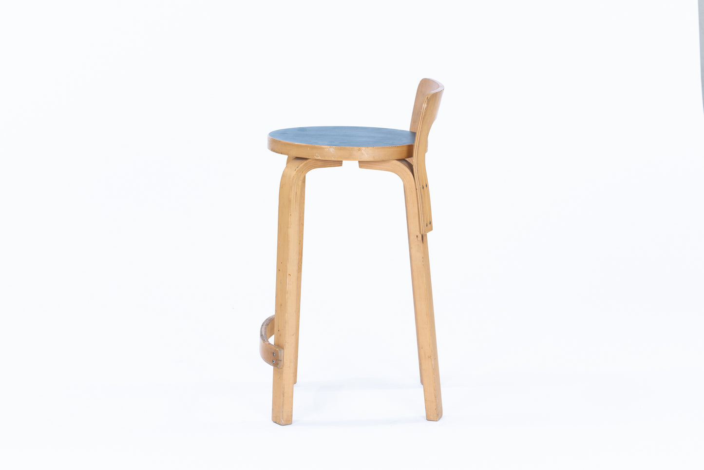 Alvar Aalto | K65 high chair blue linoleum