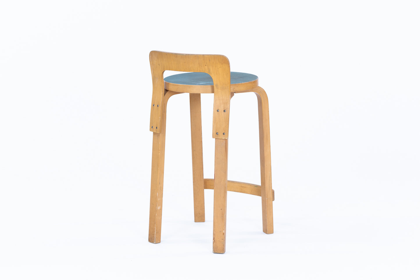 Alvar Aalto | K65 high chair blue linoleum