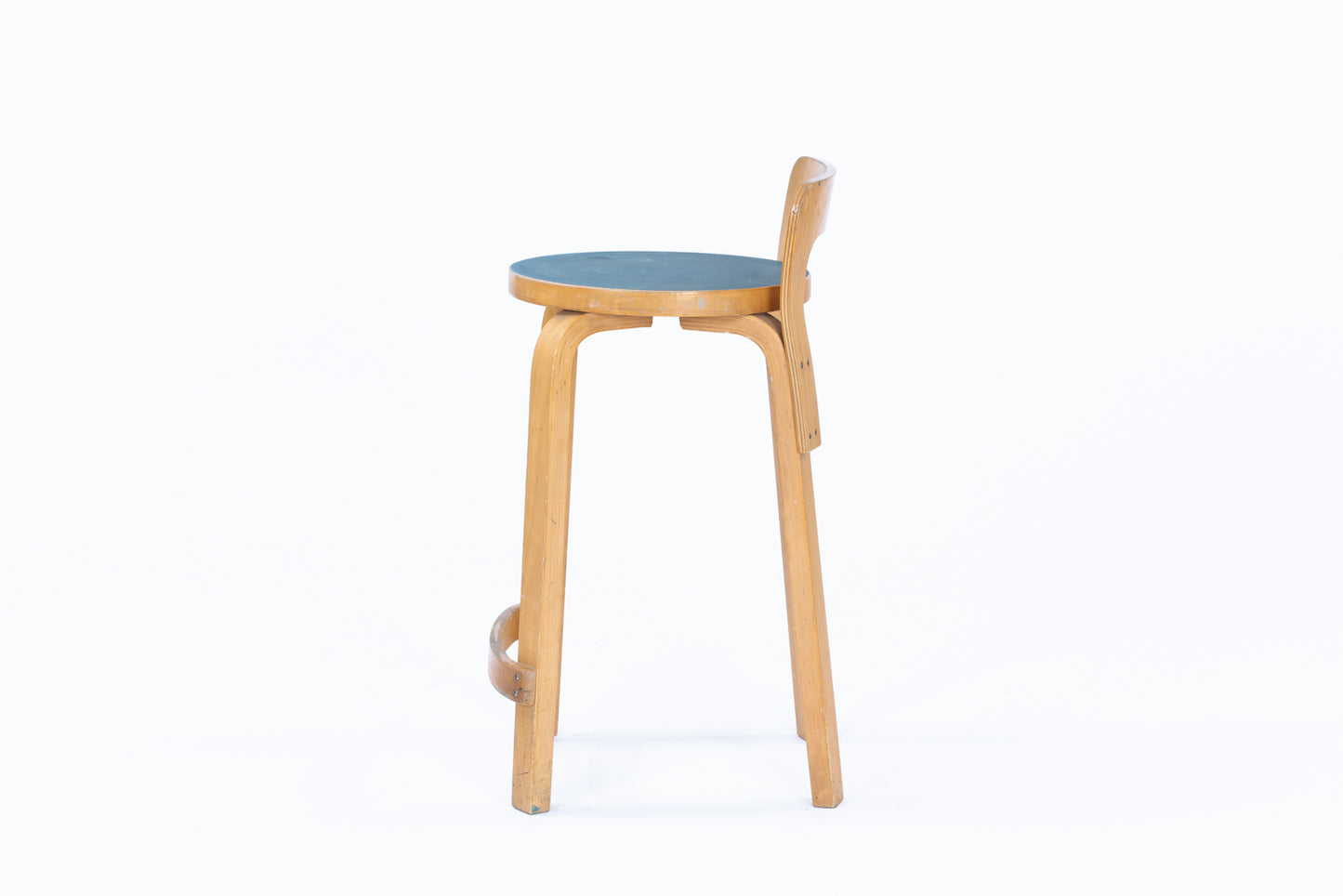 Alvar Aalto | K65 high chair blue linoleum