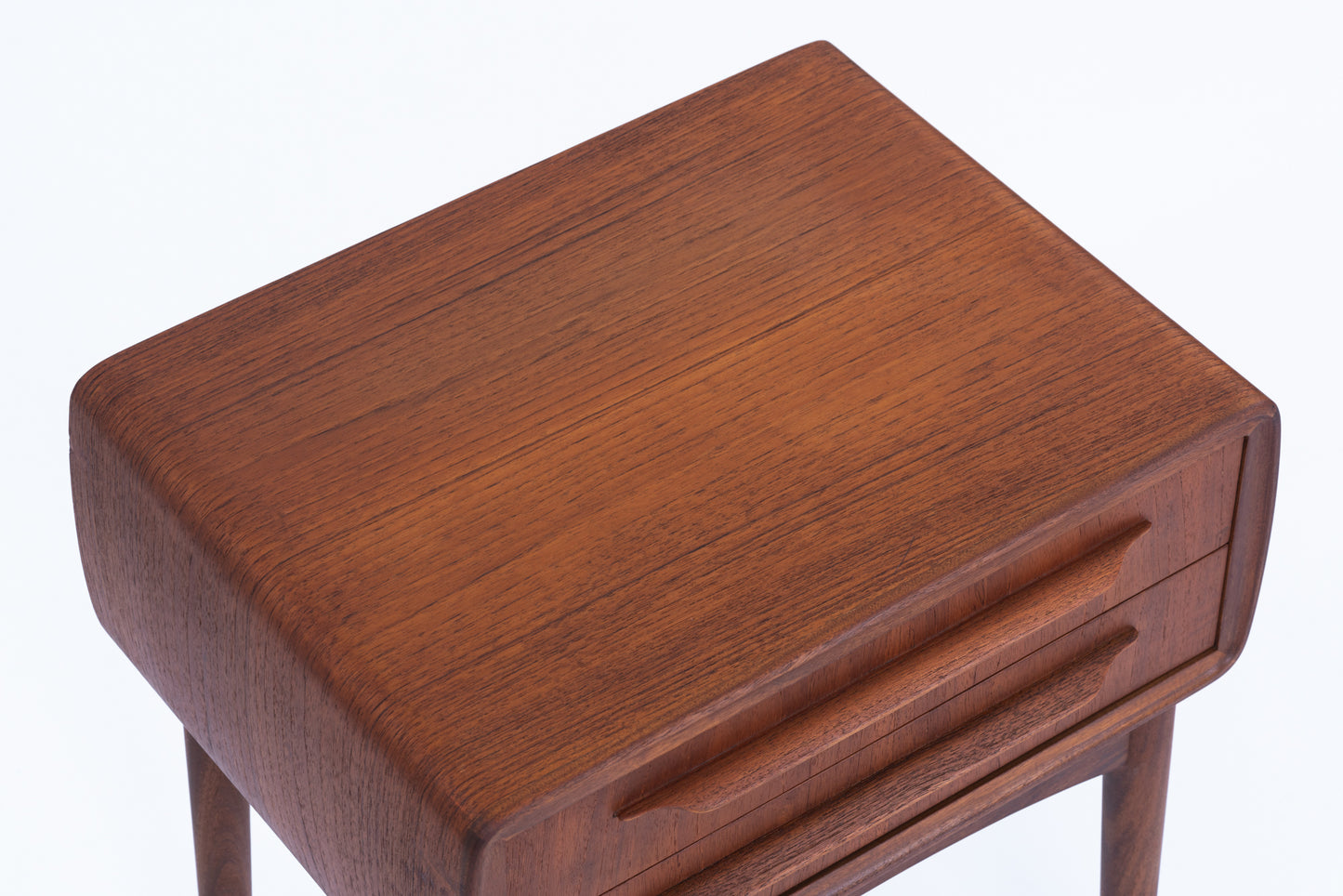 Johannes Andersen | chest teak