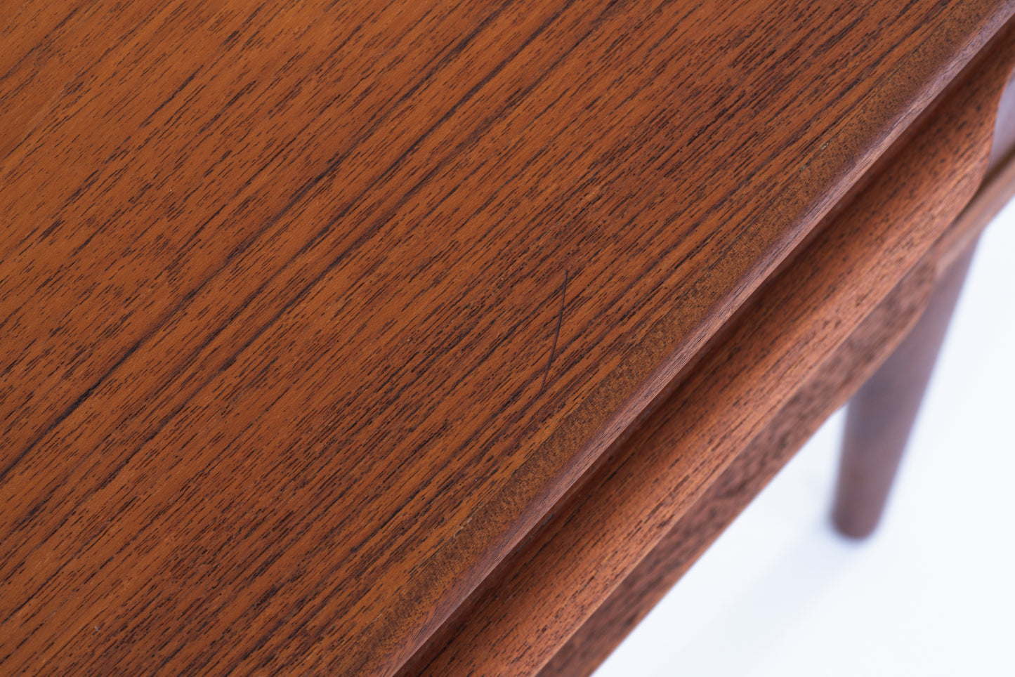 Johannes Andersen | chest teak