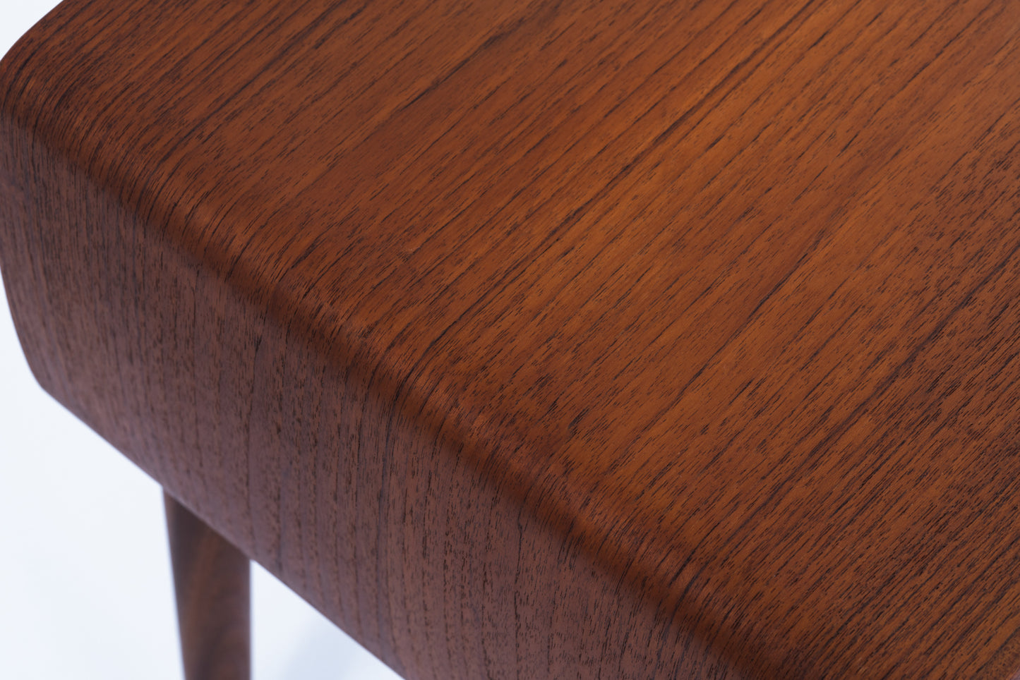 Johannes Andersen | chest teak