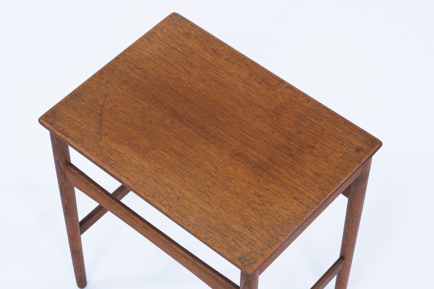 Hans J Wegner | AT40 nest table oak