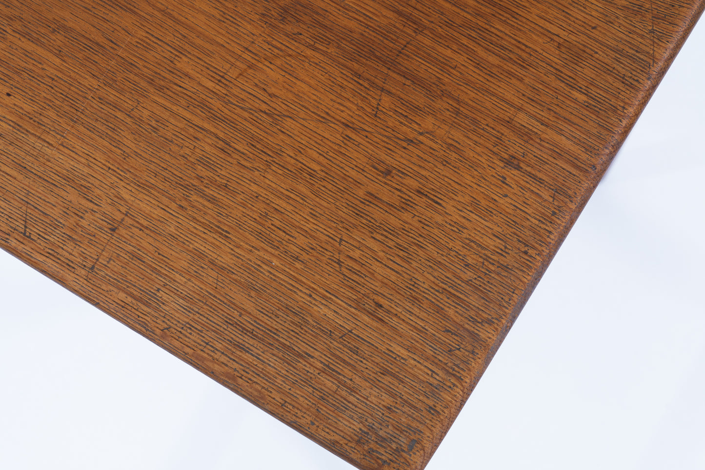 Hans J Wegner | AT40 nest table oak