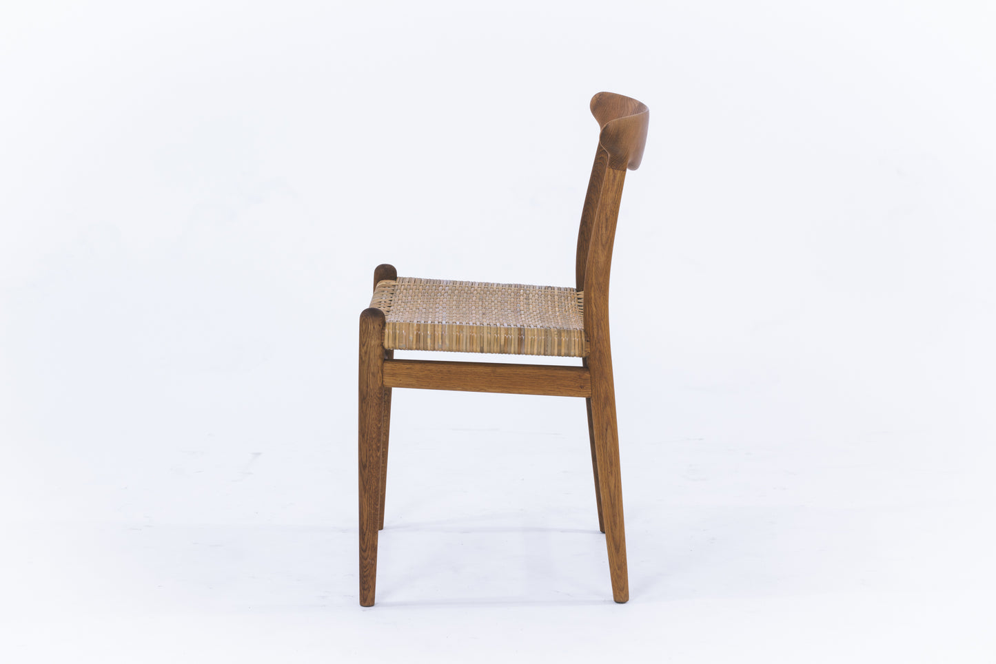 Hans J Wegner | W2 dining chair