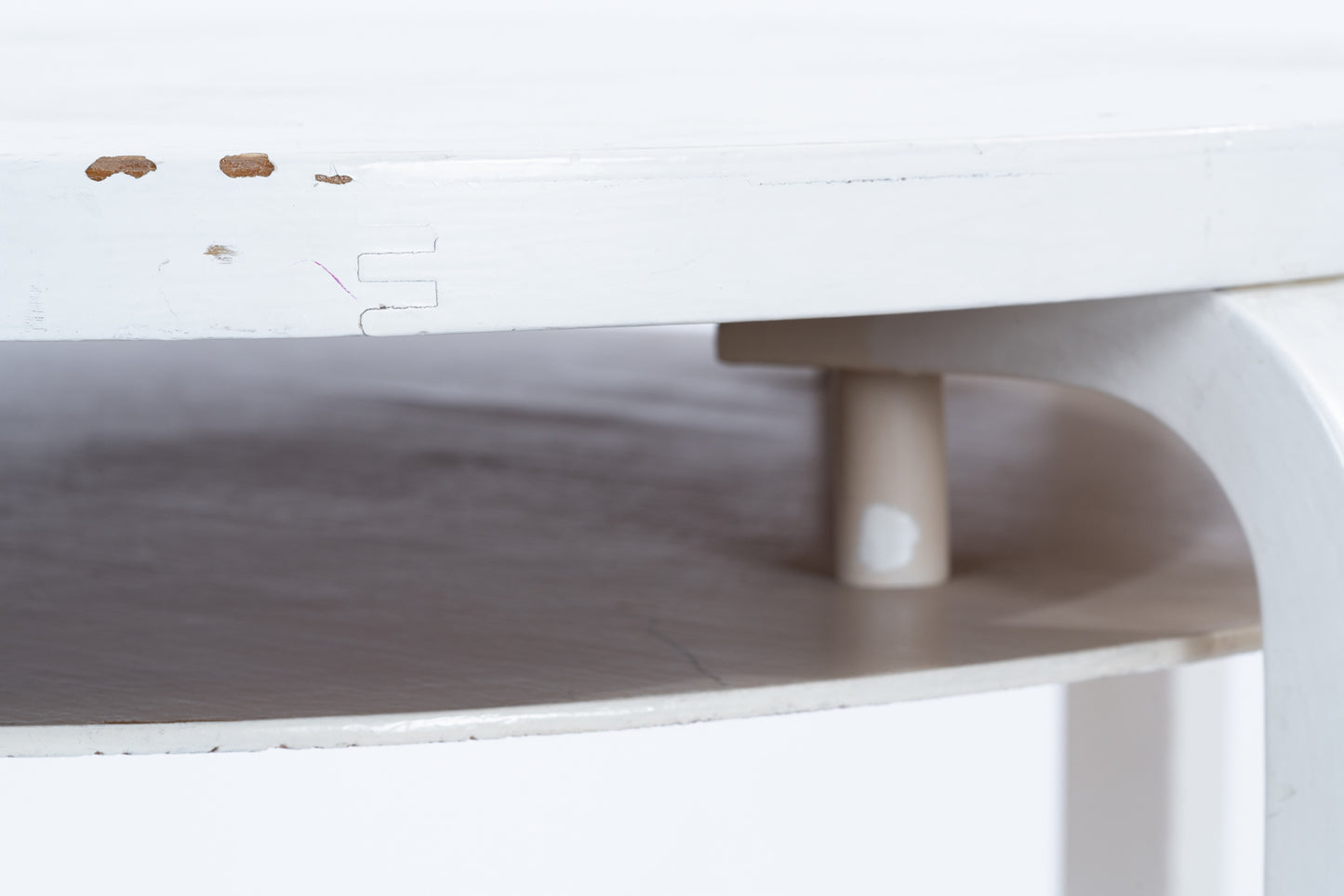 Alvar Aalto | 51 / 403 Hallway arm chair & 907b table set white paint