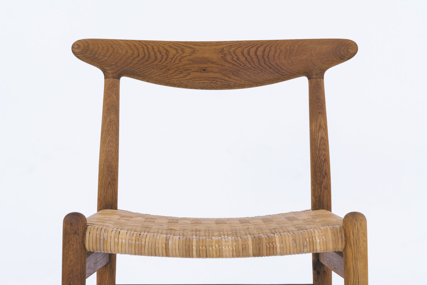 Hans J Wegner | W2 dining chair