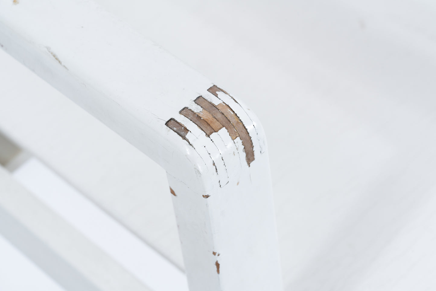 Alvar Aalto | 51 / 403 Hallway arm chair & 907b table set white paint