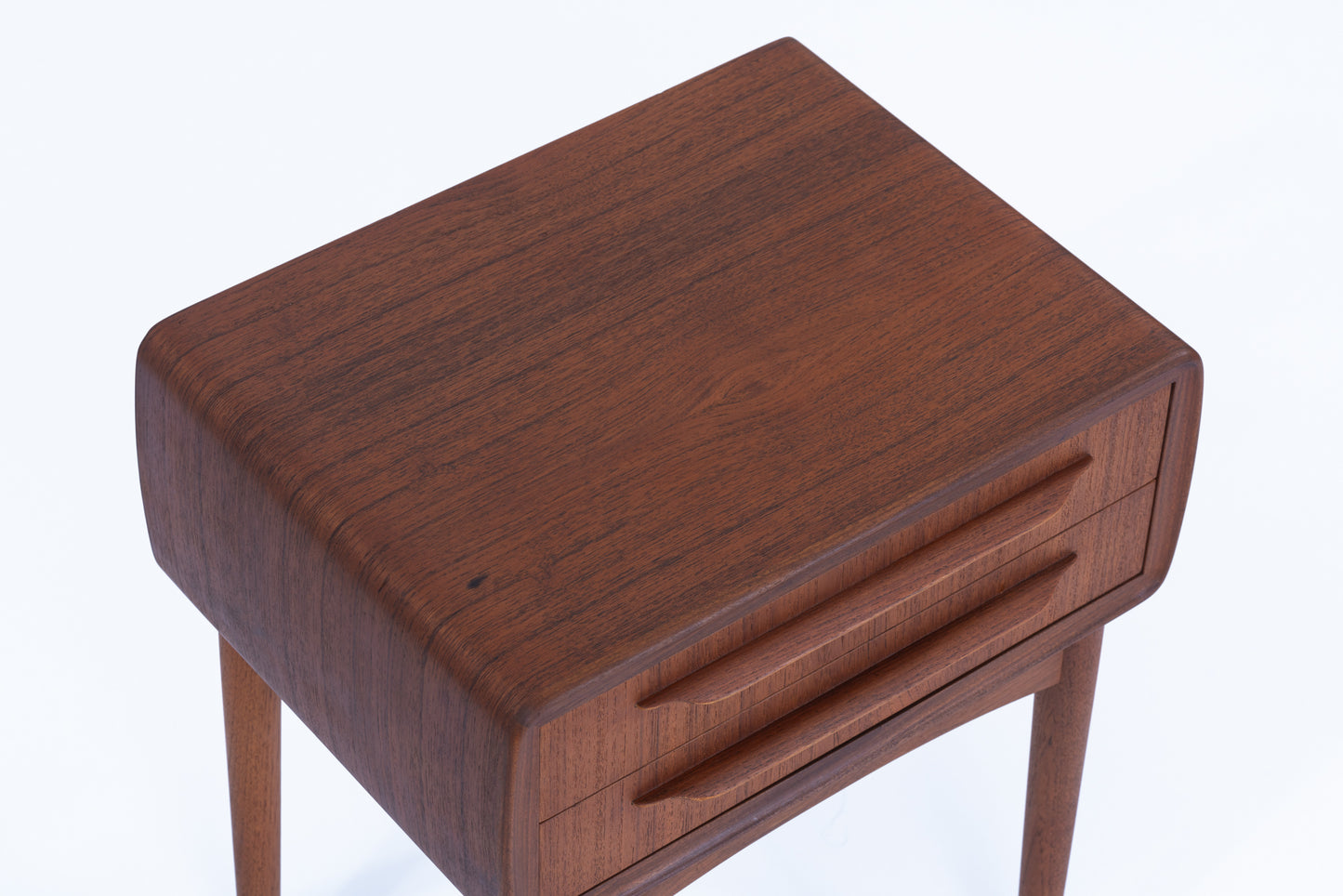 Johannes Andersen | chest teak