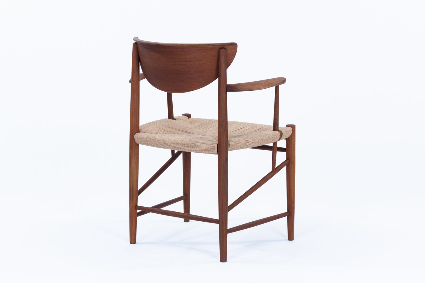 Peter Hvidt & Orla Molgaard Nielsen | model.316 arm chair