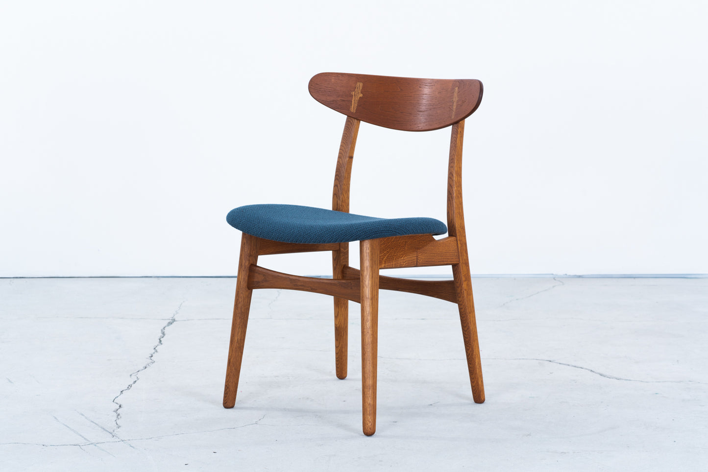 Hans J Wegner | CH30 dining chair