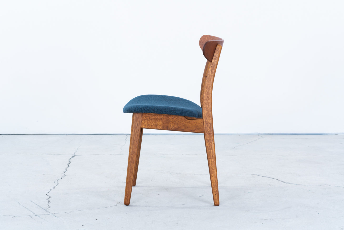 Hans J Wegner | CH30 dining chair