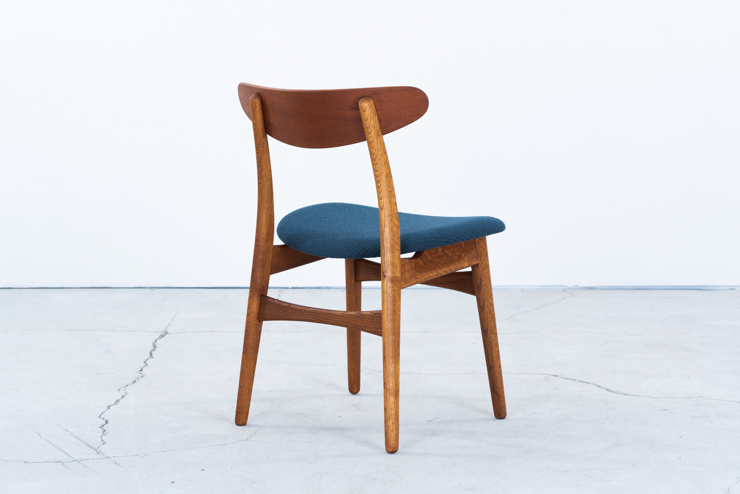 Hans J Wegner | CH30 dining chair