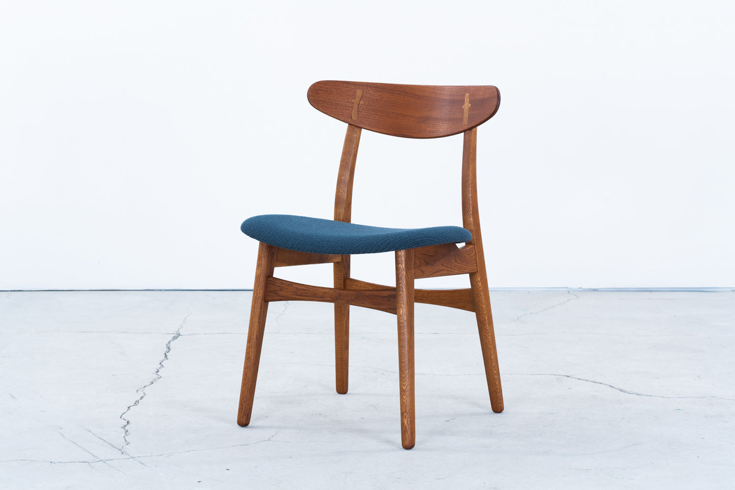 Hans J Wegner | CH30 dining chair