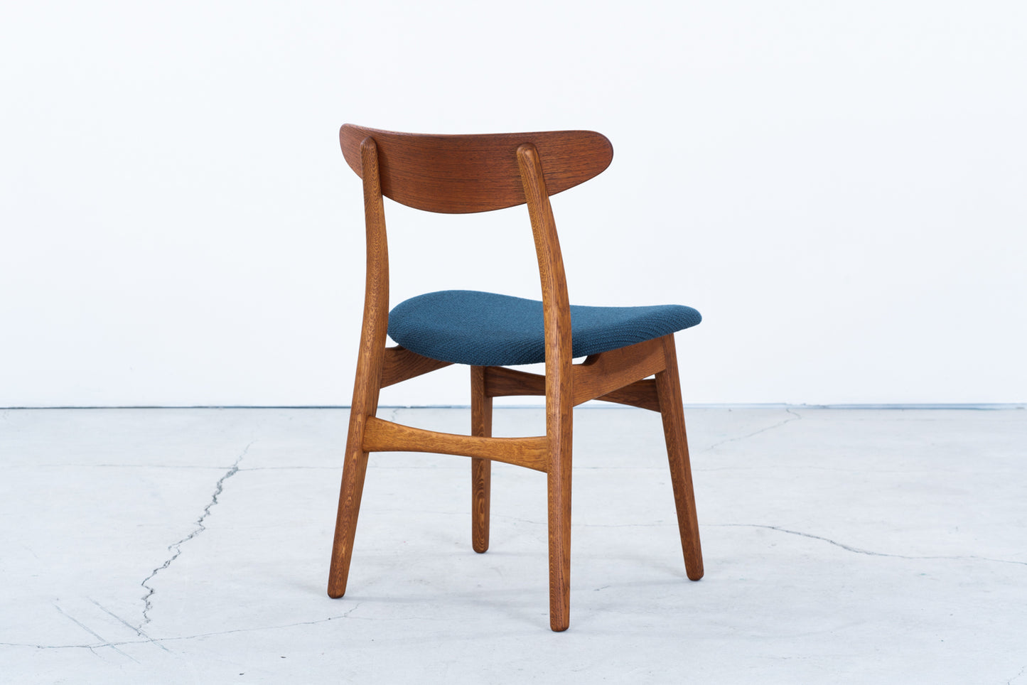 Hans J Wegner | CH30 dining chair