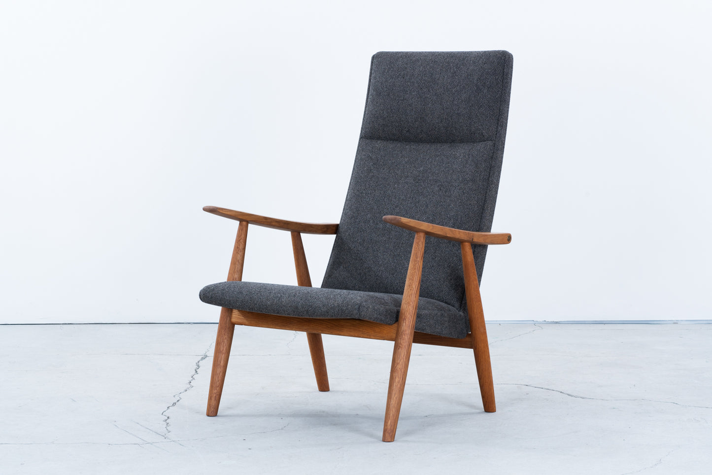 Hans J Wegner | GE260A easy chair