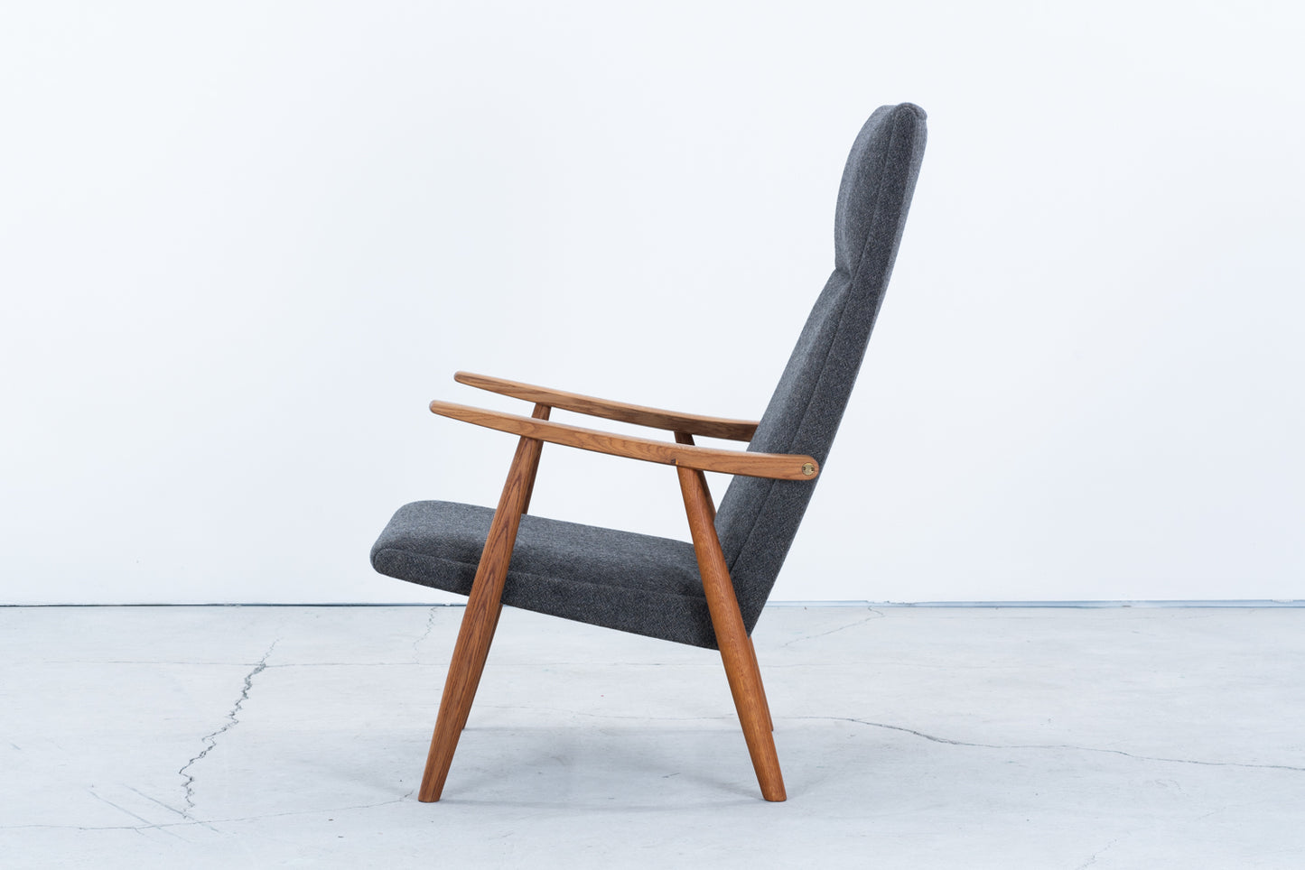 Hans J Wegner | GE260A easy chair