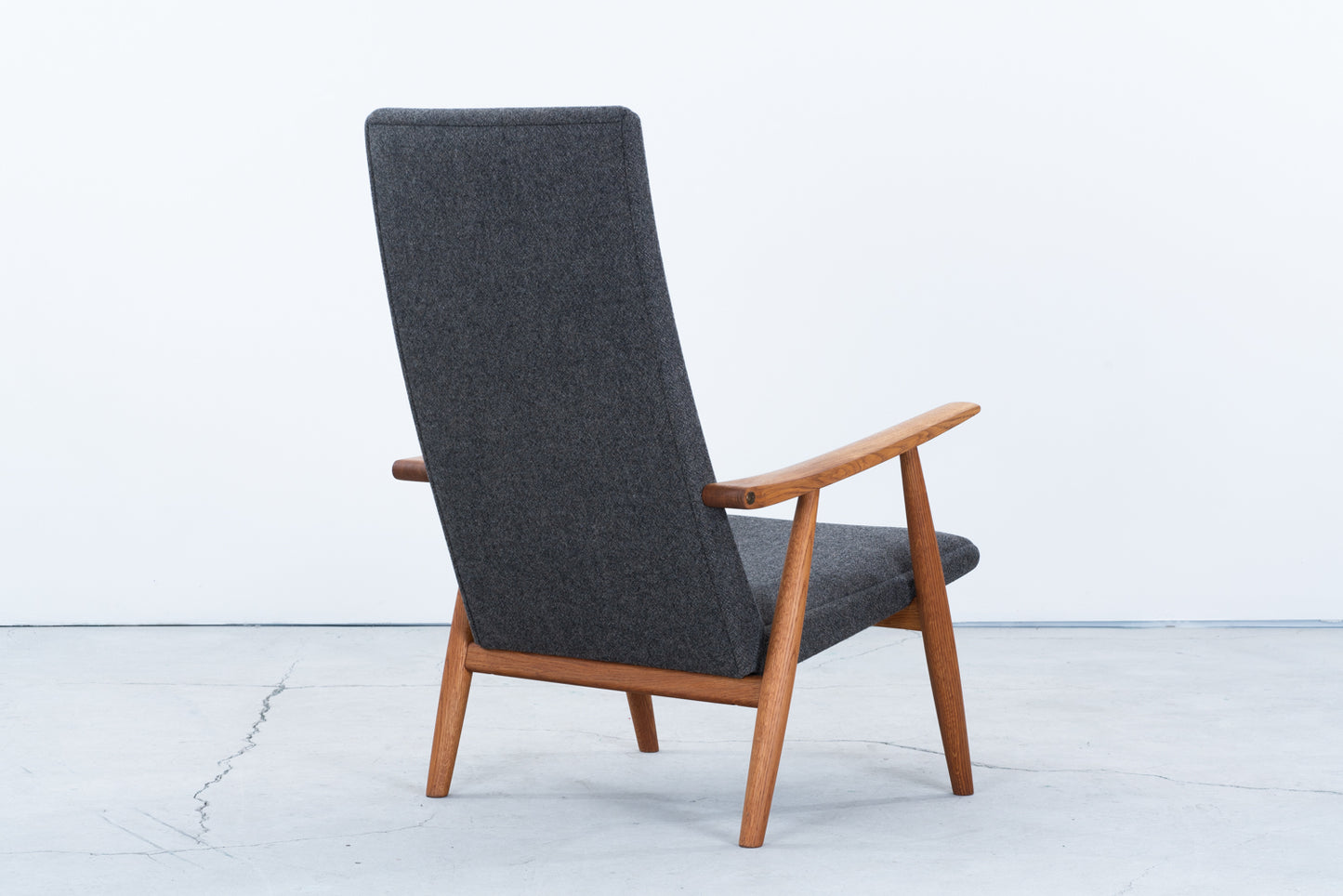 Hans J Wegner | GE260A easy chair