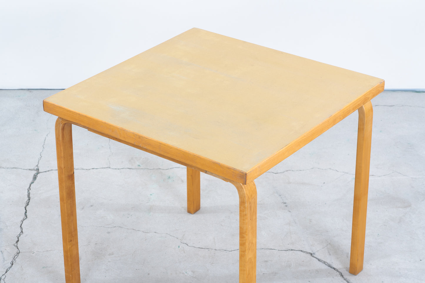 Alvar Aalto | model.81C Table yellow linoleum