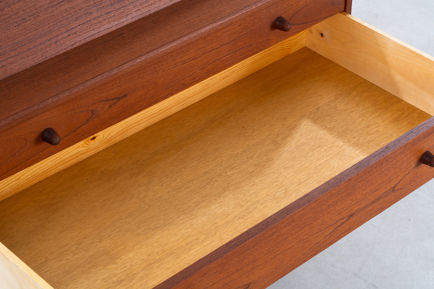 Ib Kofod Larsen | bureau