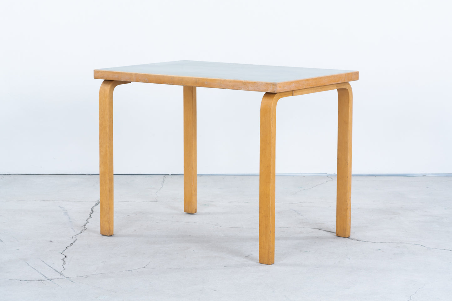 Alvar Aalto | Table gray linoleum