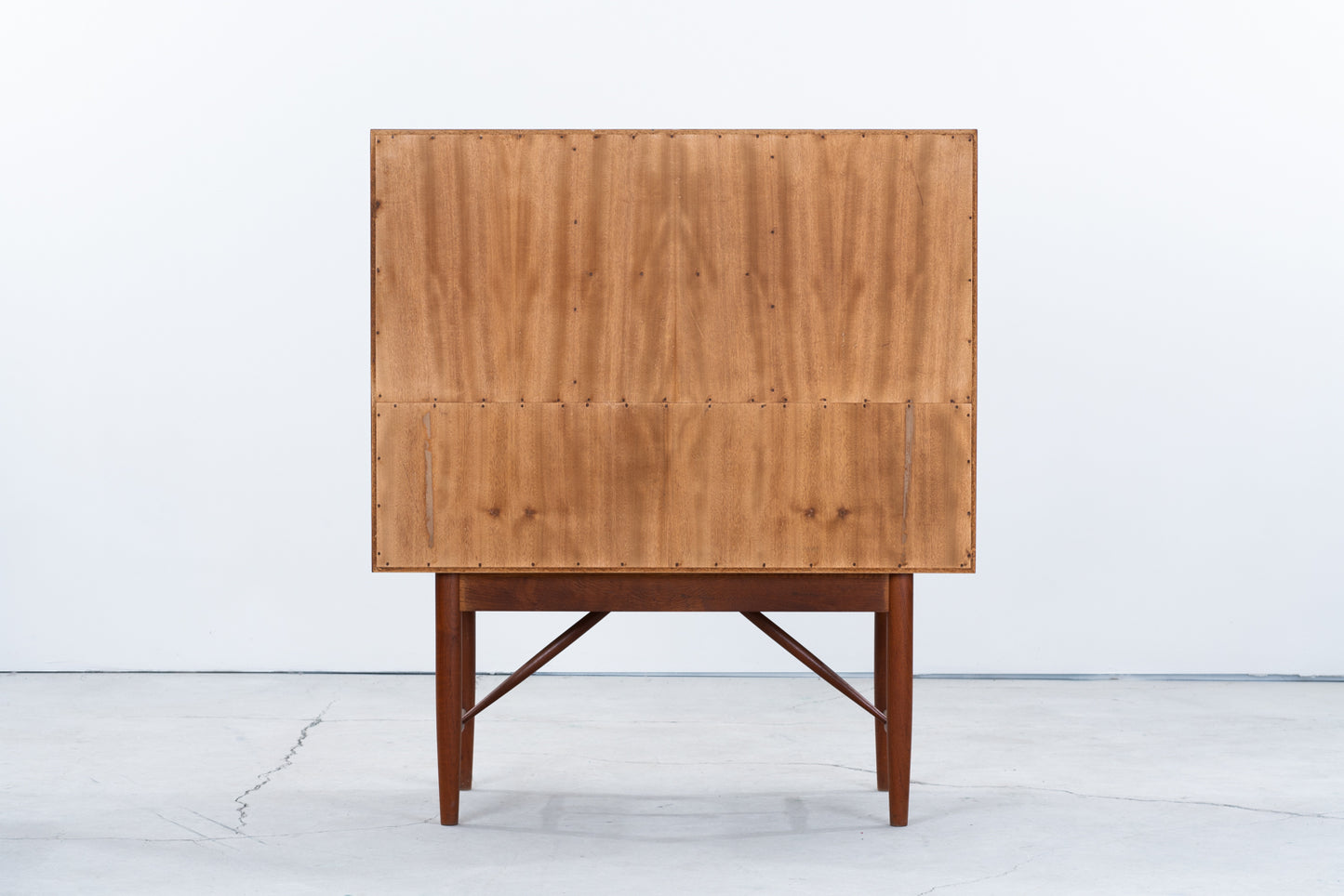 Ib Kofod Larsen | bureau