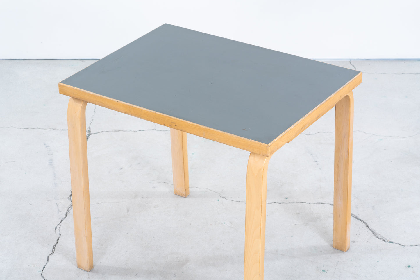 Alvar Aalto | Table gray linoleum