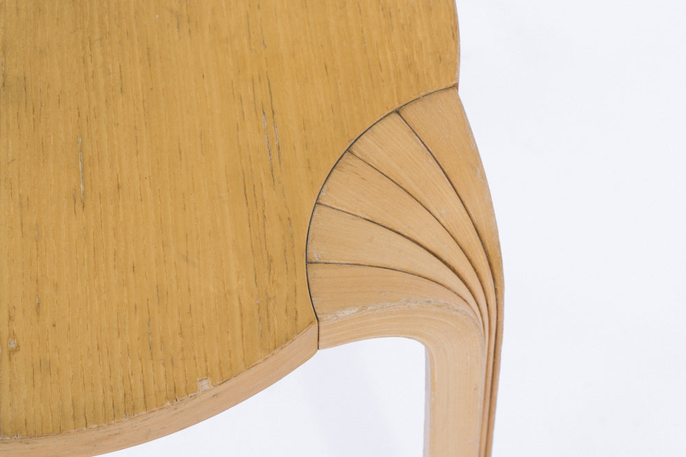 Alvar Aalto | X600 stool