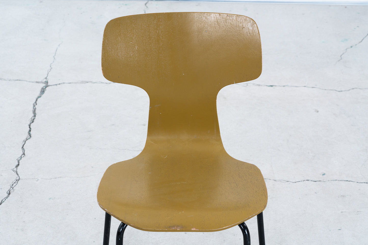 Arne Jacobsen | model.3123 child's T-chair