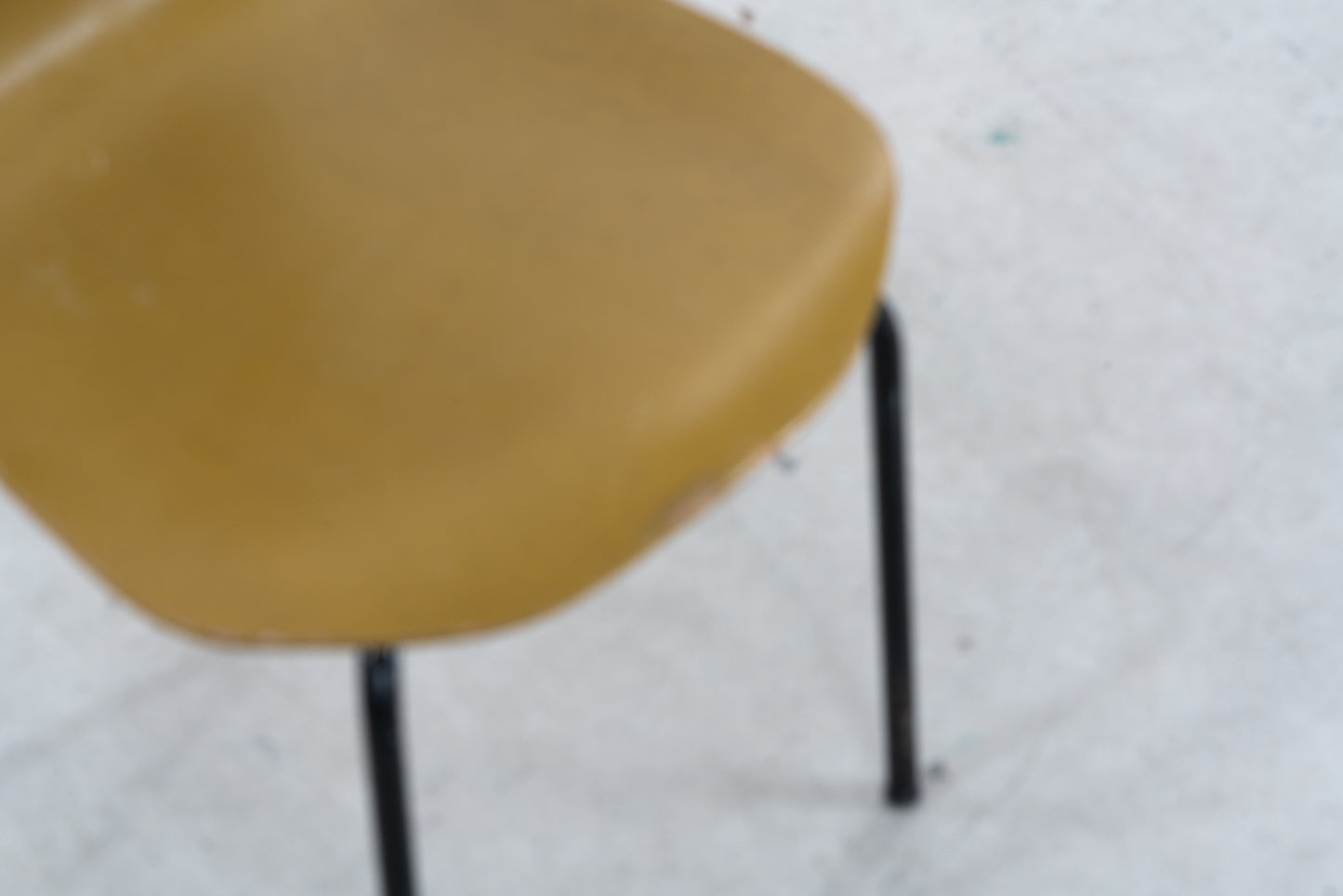 Arne Jacobsen | model.3123 child's T-chair