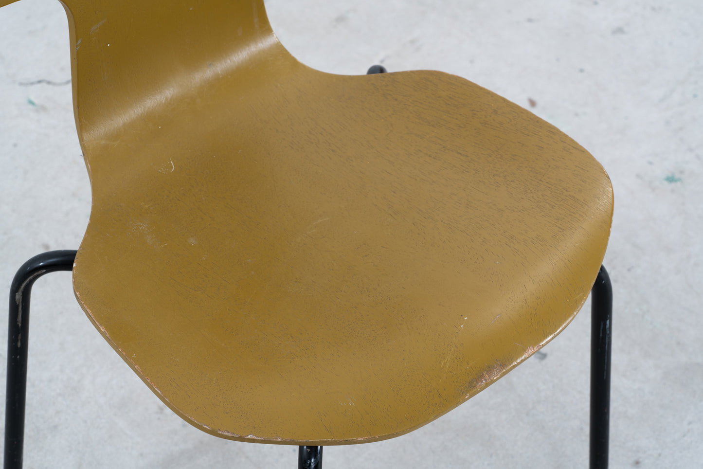 Arne Jacobsen | model.3123 child's T-chair