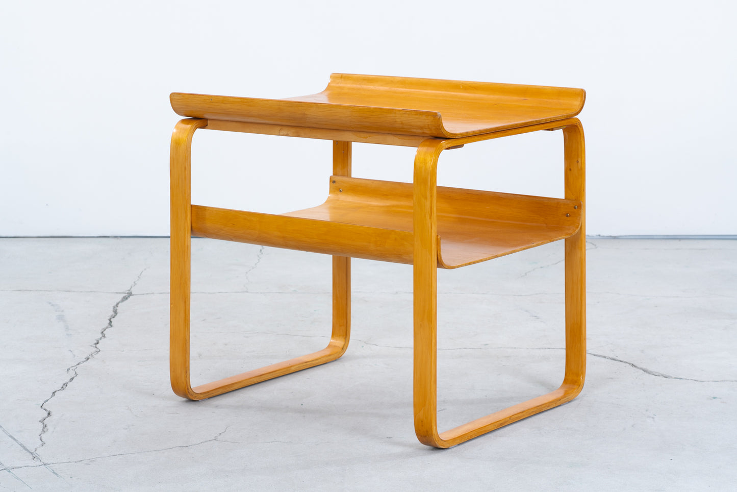Alvar Aalto | model.75 side table