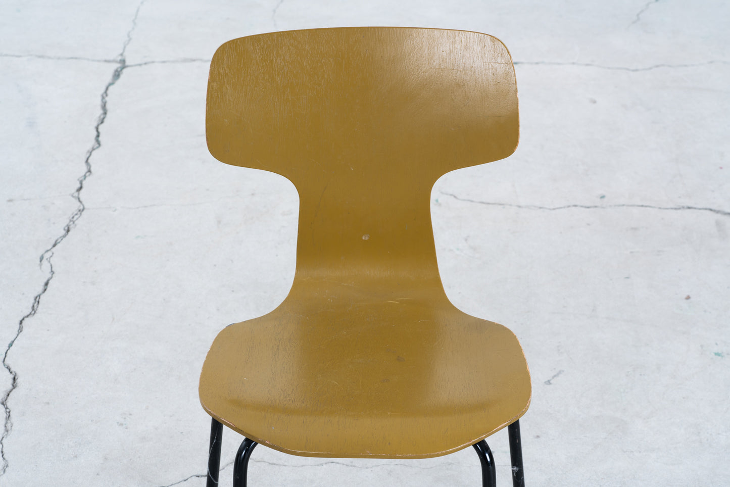 Arne Jacobsen | model.3123 child's T-chair