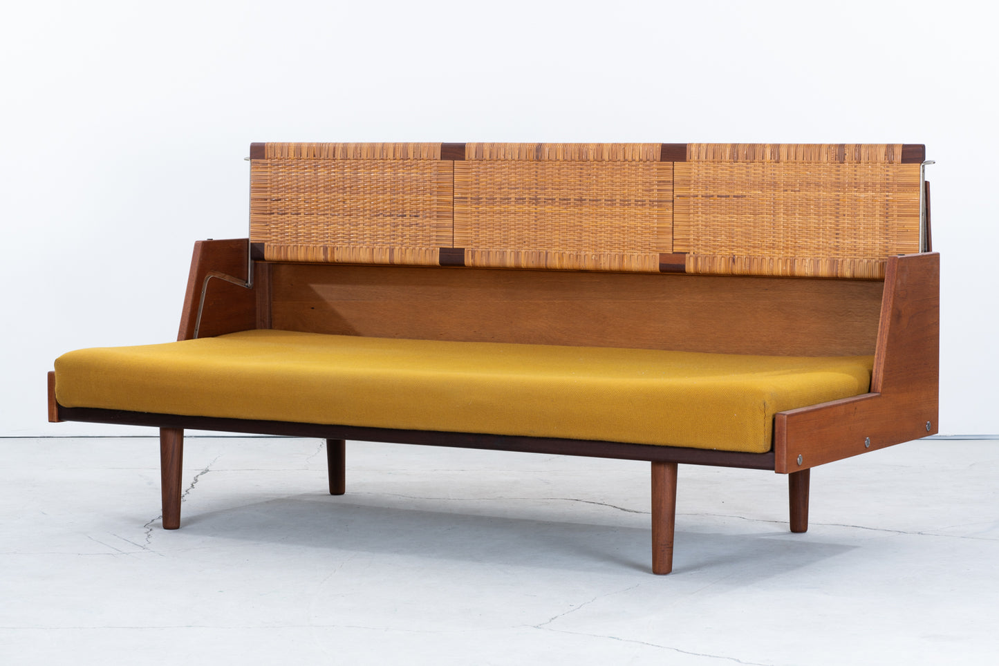 Hans J Wegner | GE7 (GE258) daybed
