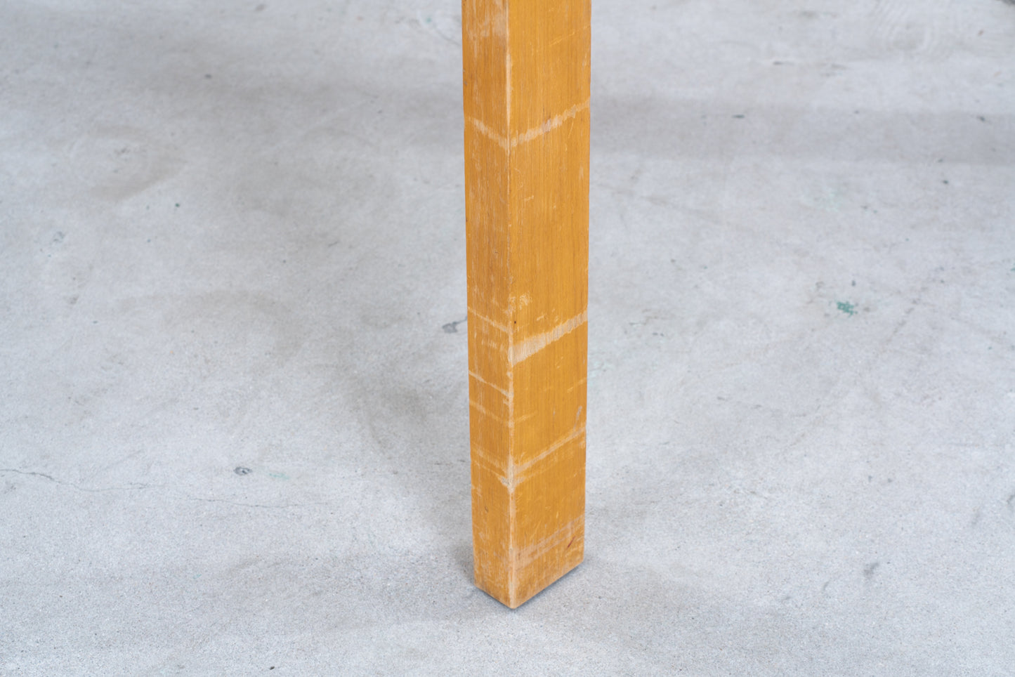 Alvar Aalto | model.96 Table beige linoleum
