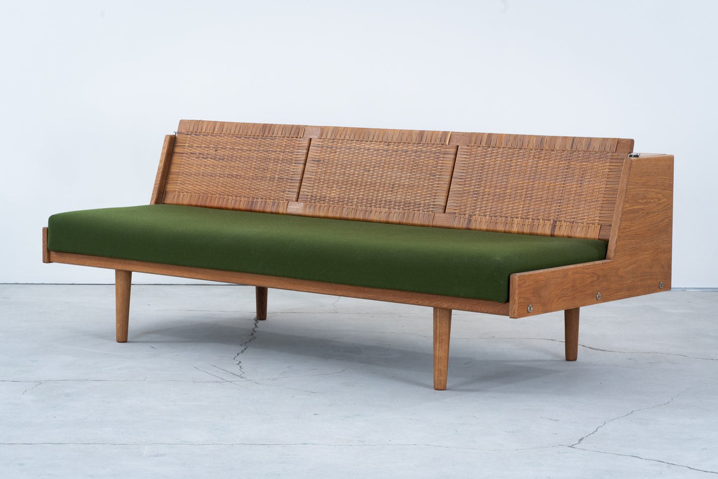 Hans J Wegner | GE7 (GE258) daybed