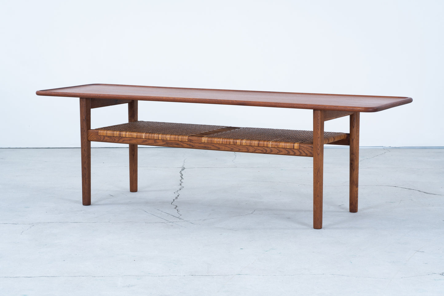 Hans J Wegner | AT10 coffee table