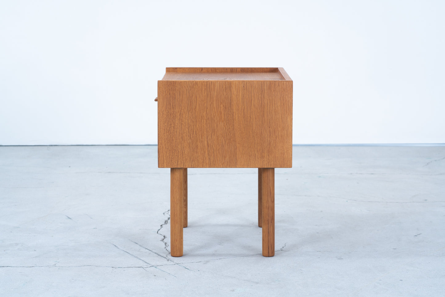 Hans J Wegner | RY430 night table