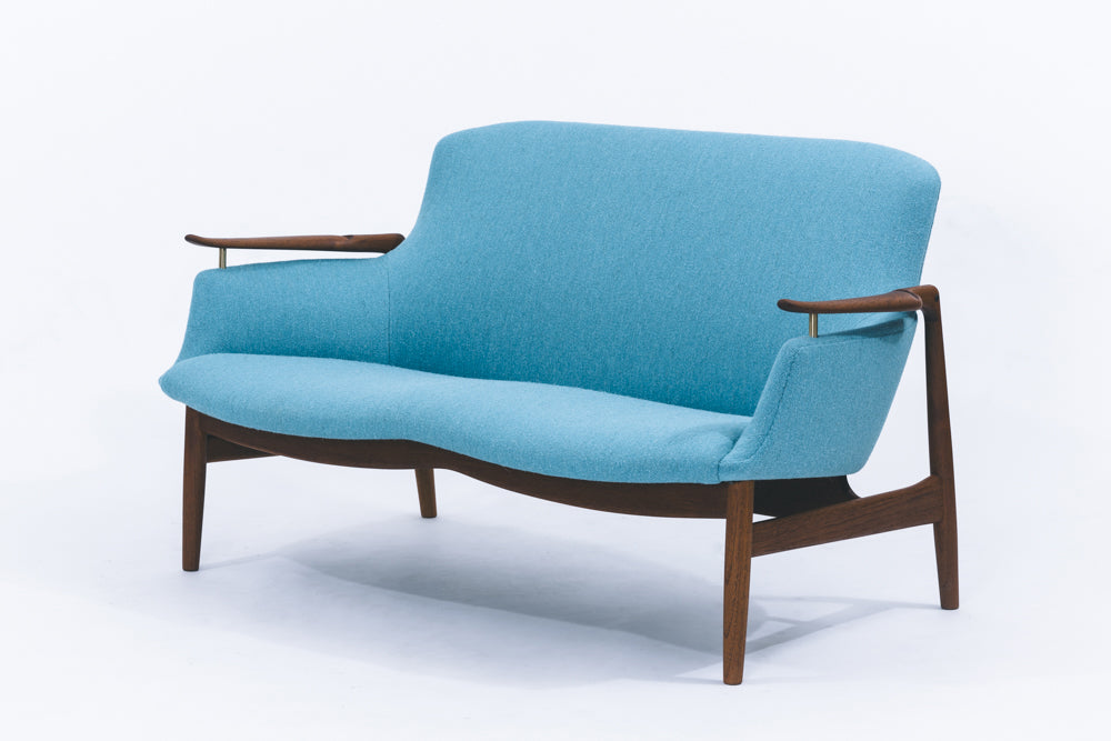 Finn Juhl | NV53 settee teak