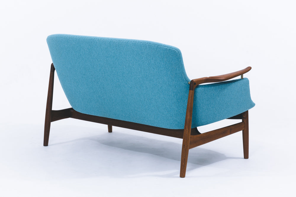 Finn Juhl | NV53 settee teak