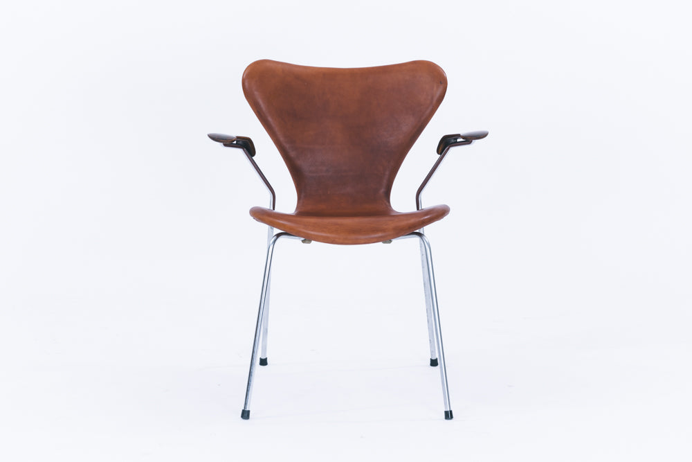 Arne Jacobsen | model.3207 seven chair
