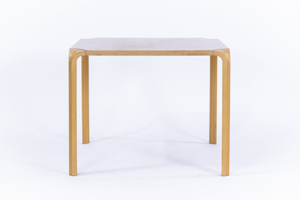 Alvar Aalto | X-leg table