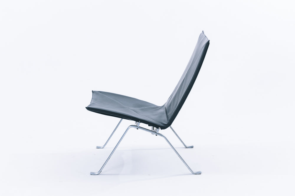 Poul Kjaerholm | PK22 Lounge Chair