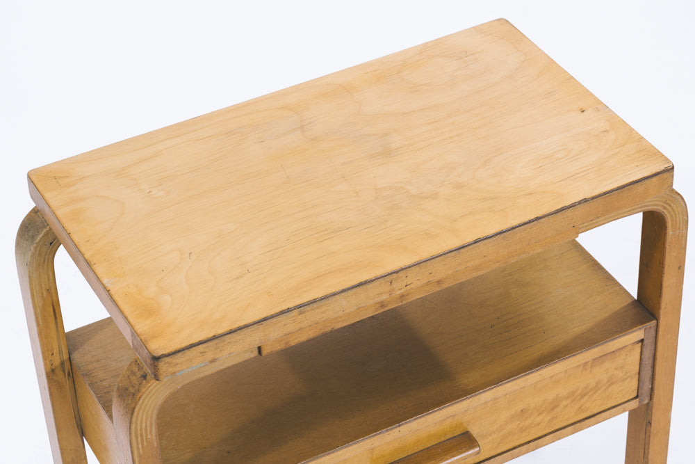 Alvar Aalto | Radio Table