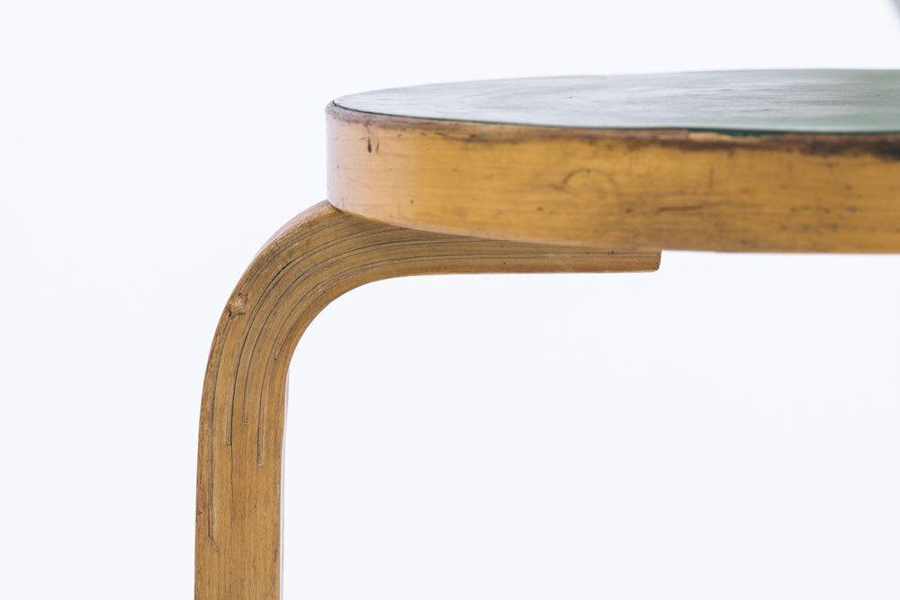 Alvar Aalto | stool 60 green linoleum