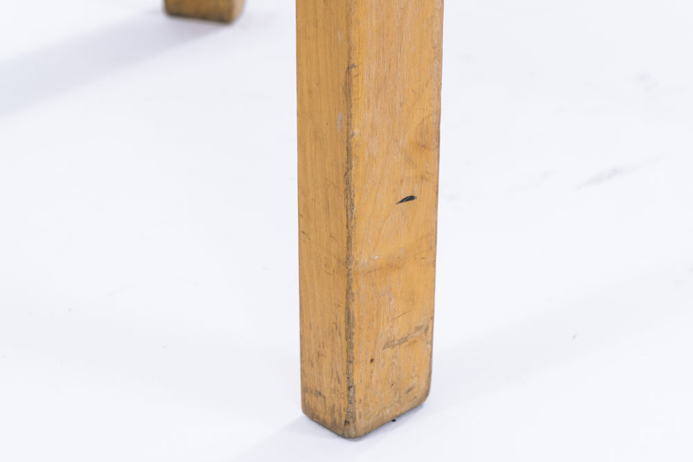 Alvar Aalto | stool 60 green linoleum